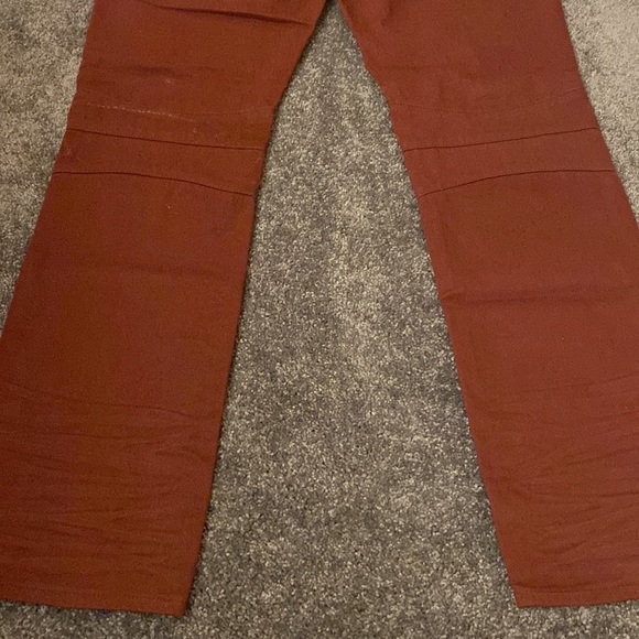Brand new men’s maroon biker jean with subtle detail and tags - Picture 2 of 7